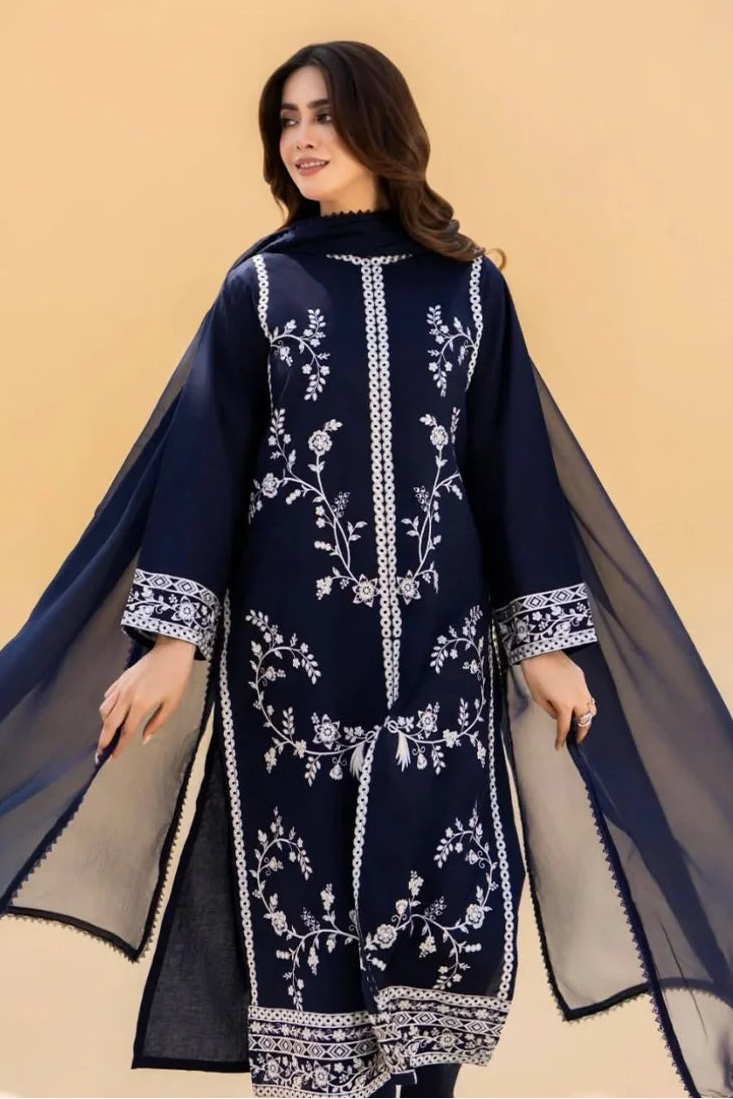 Safoora 3 Piece Dhanak Embroidered Suit – Winter Collection