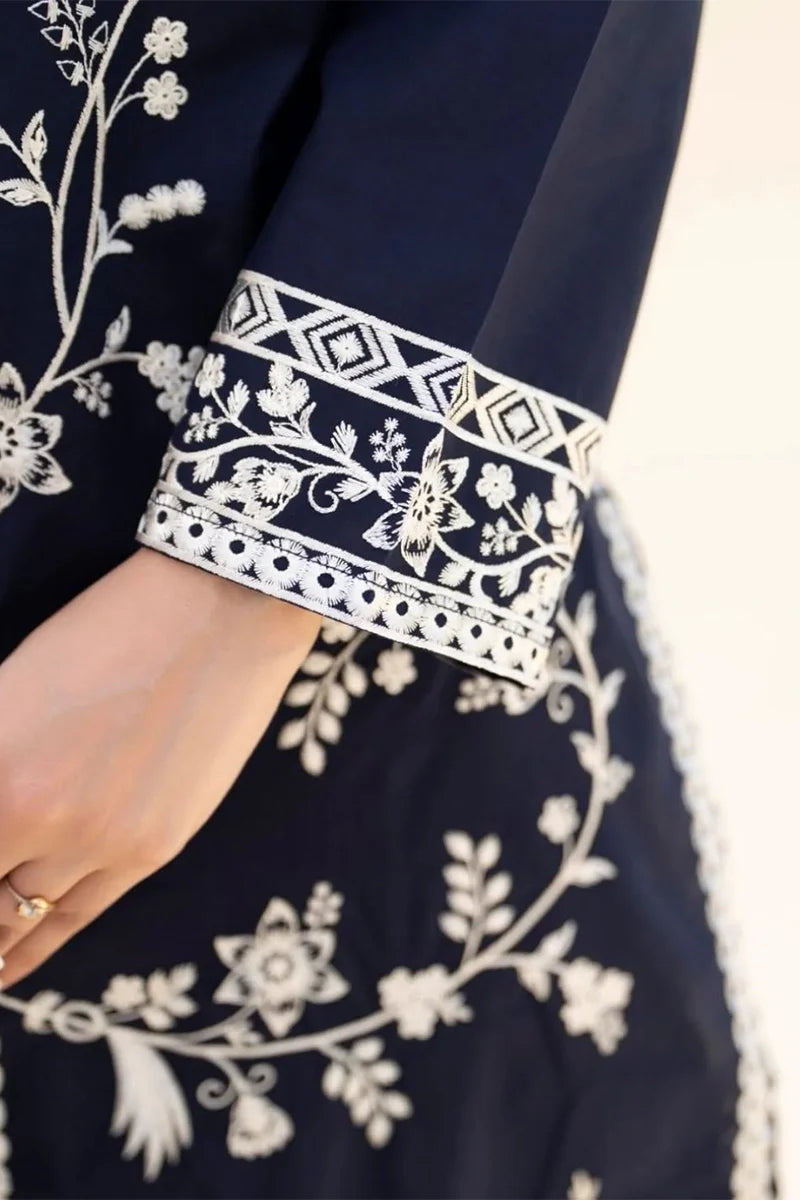 Safoora 3 Piece Dhanak Embroidered Suit – Winter Collection